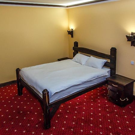 Dniprovskiy Dvir Stari Kodaky Room photo