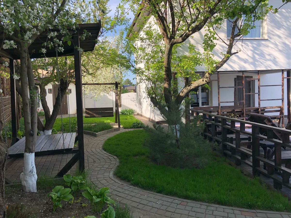 Dniprovskiy Dvir Stari Kodaky Exterior photo